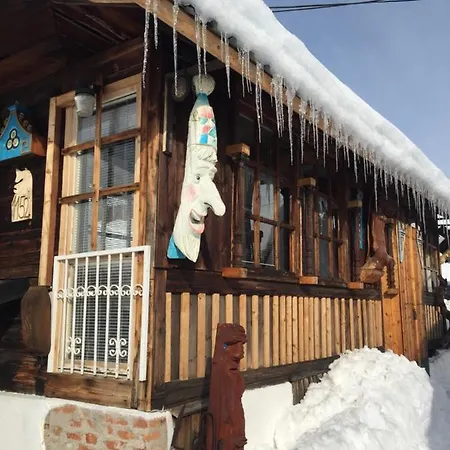 Drevenica Art Galery Ferienhaus *