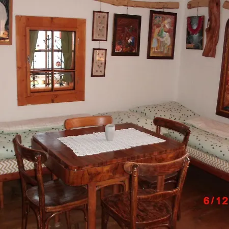 Holiday home Drevenica Art Galery